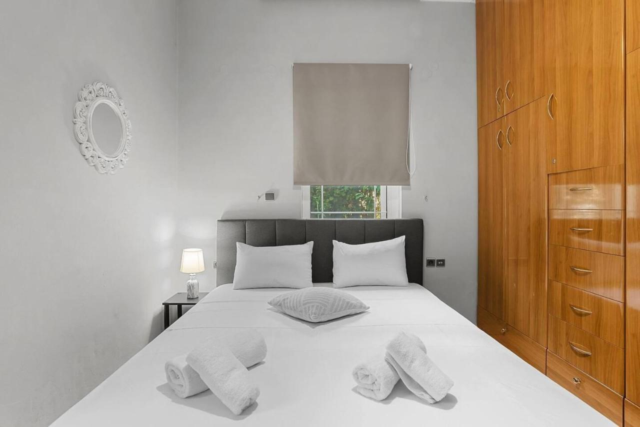Superior Apartment - Overlooking Chania-With Pool Chania  Bagian luar foto