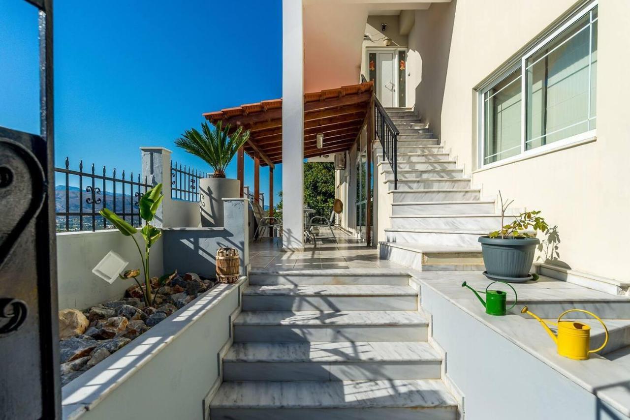 Superior Apartment - Overlooking Chania-With Pool Chania  Bagian luar foto