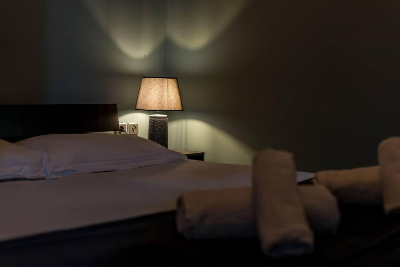 Superior Apartment - Overlooking Chania-With Pool Chania  Bagian luar foto