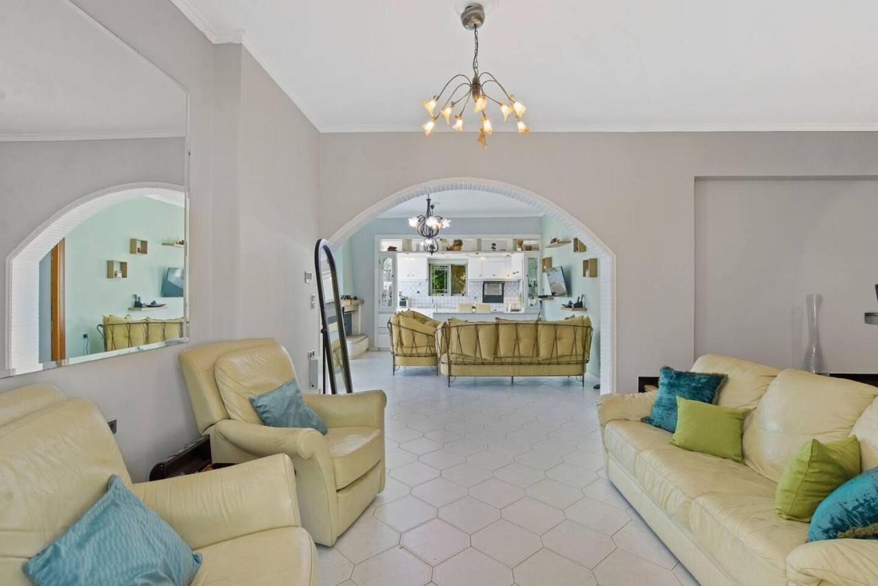 Superior Apartment - Overlooking Chania-With Pool Chania  Bagian luar foto